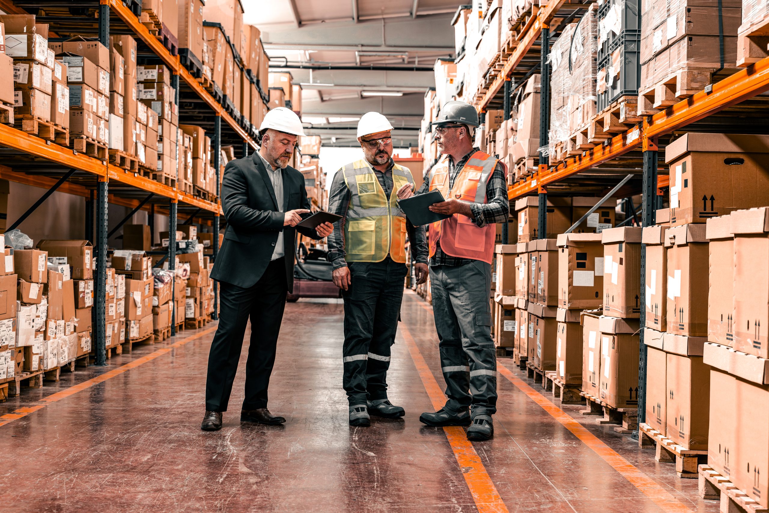 Collaborative Innovation: Brainstorming and Discussion in Factor